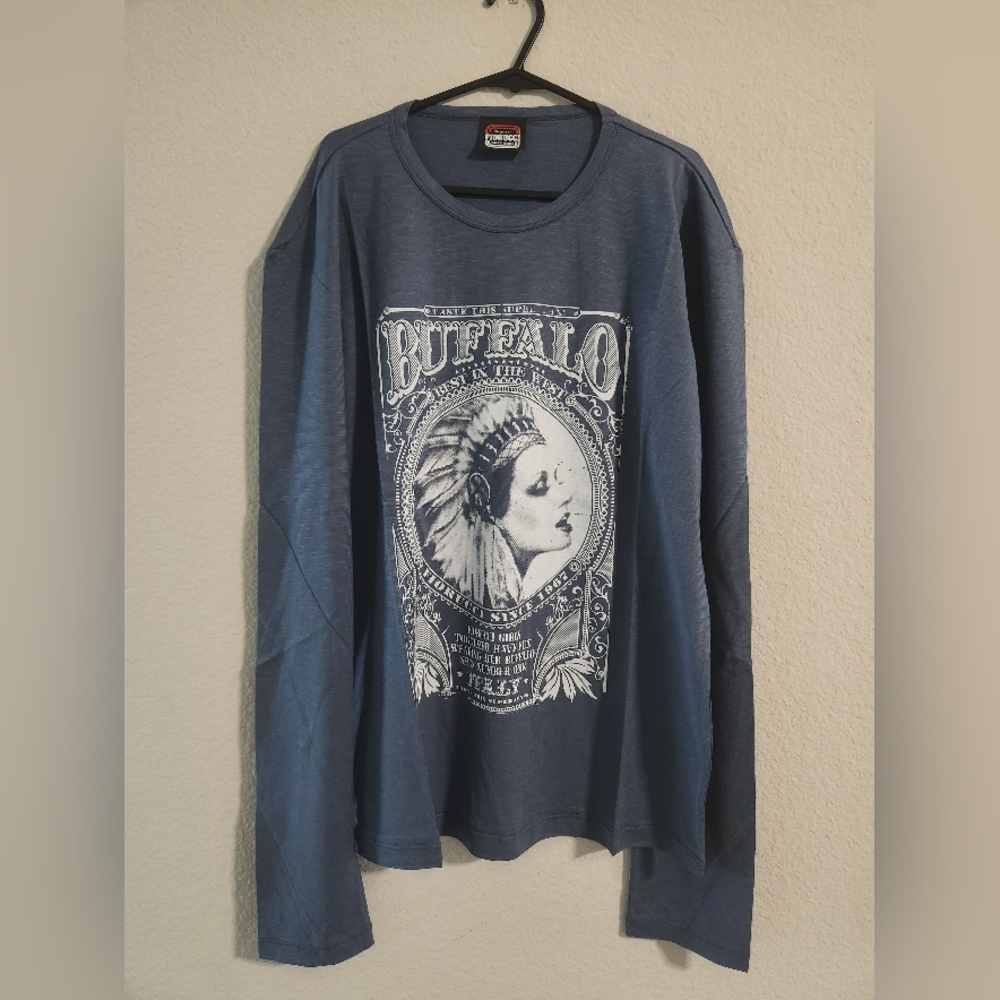 Fiorucci NWT Man Collection L/S “Buffalo” Print Tee Blue size Large
